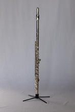 Load image into Gallery viewer, Yamaha YFL-221 Flute
